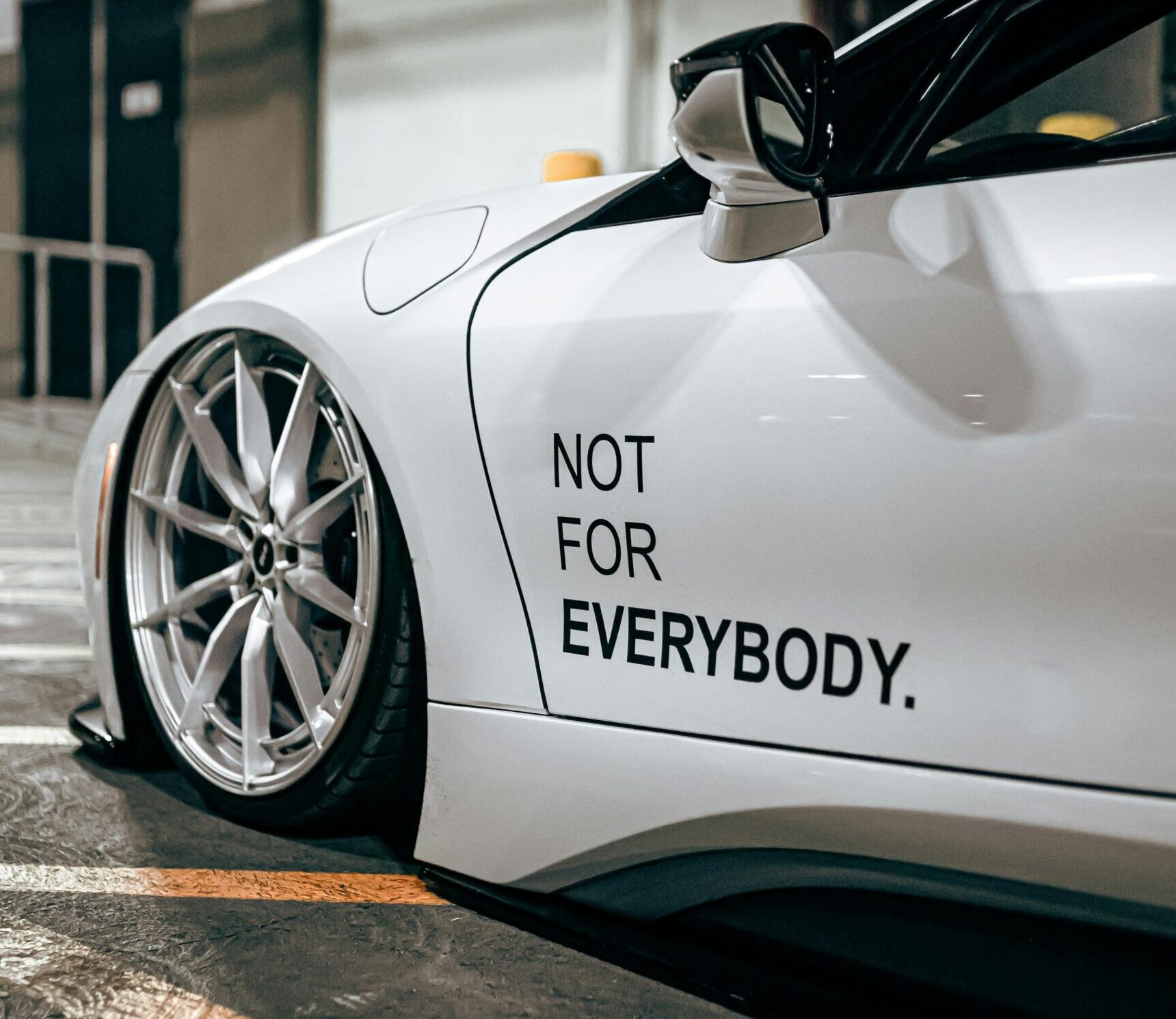 autobestickering in oss studio van esch